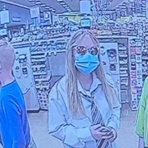 Meet your Posher, Makaela